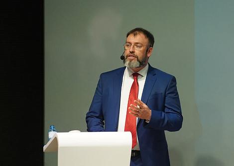 Директор ФРП Роман Петруца рассказал промышленникам Сахалинской области о займах под 1% годовых