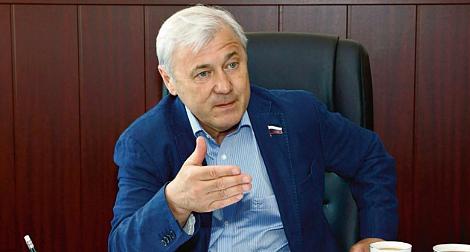 Депутат Аксаков: «Россия не должна расшаркиваться перед Западом»